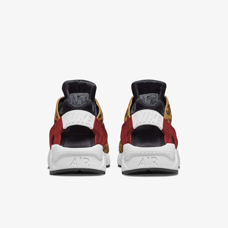 Nike air huarache clearance outlet